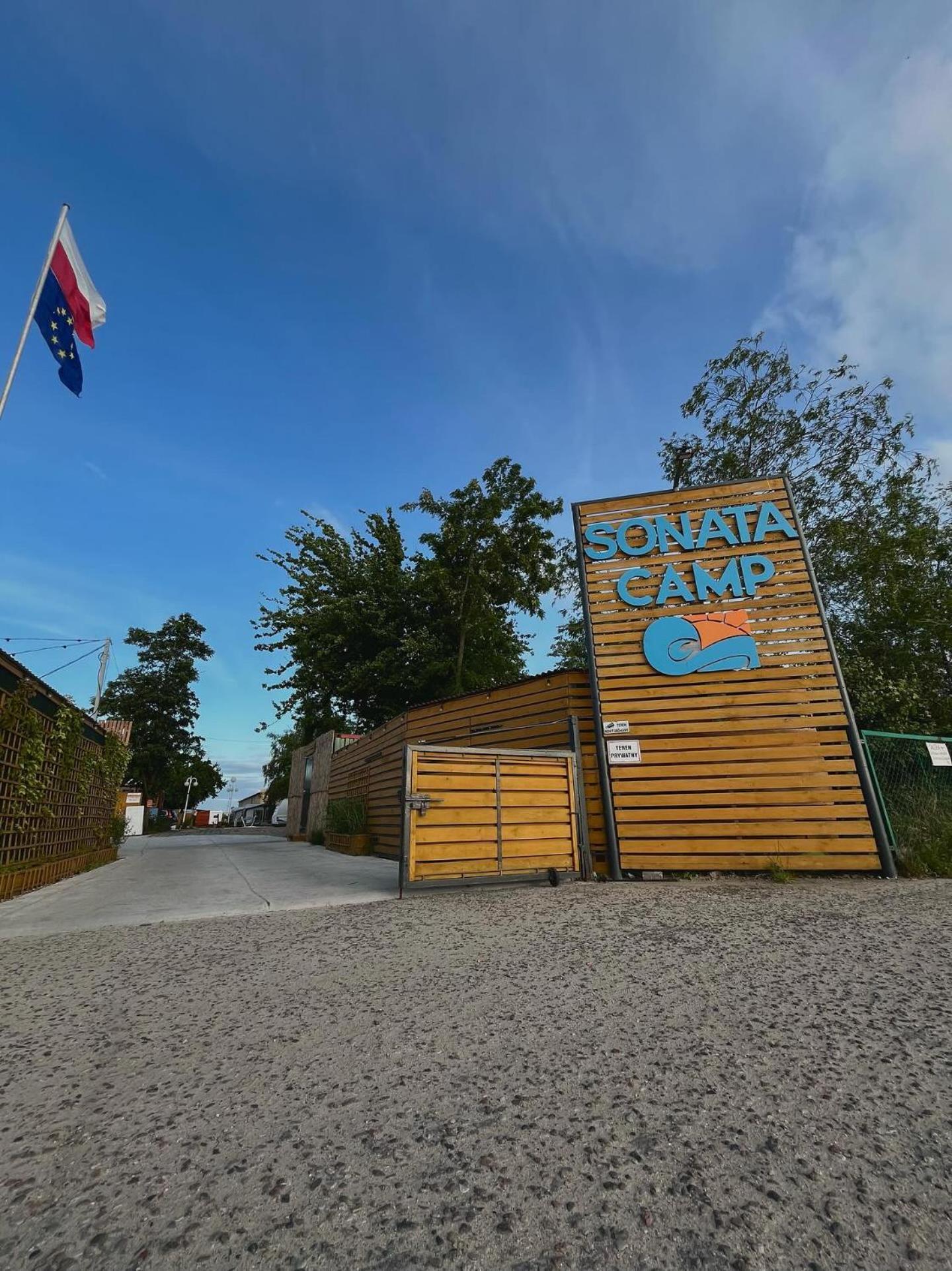 Sonata Camp Hotel Ястарня Екстериор снимка